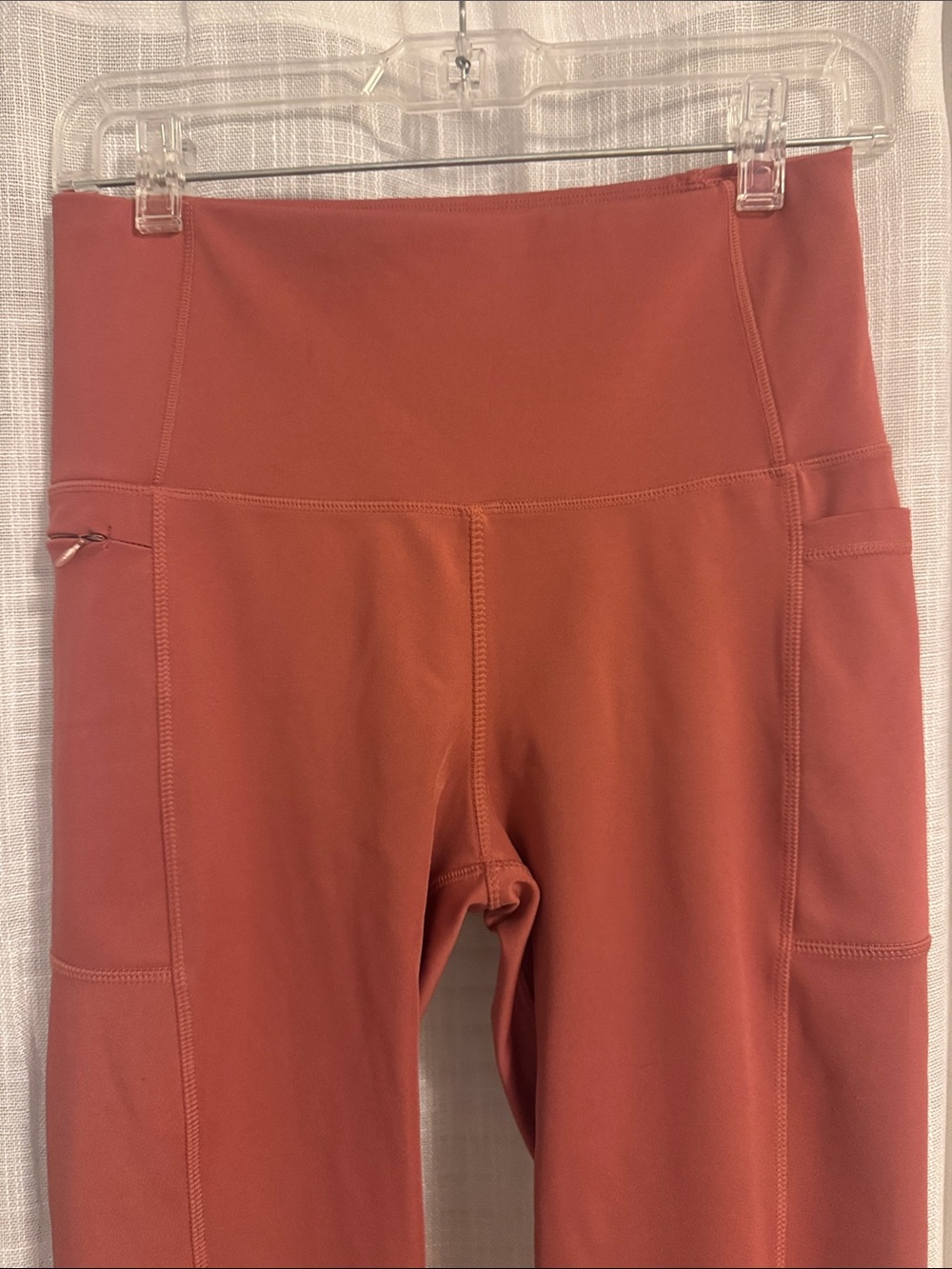 AV | High-Waist Cropped Rust Active Leggings with Side Pockets Women’s M